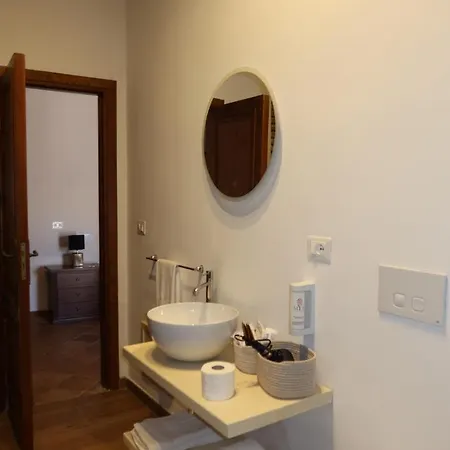 La Corte Dei Sabatini * Pietrapaola