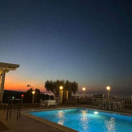 La Corte Dei Sabatini Resort *