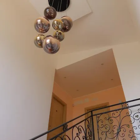 La Corte Dei Sabatini Pietrapaola