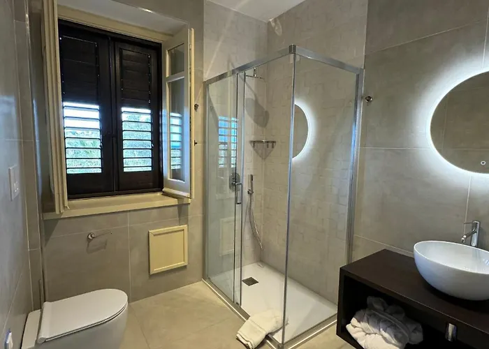 La Corte Dei Sabatini * Pietrapaola