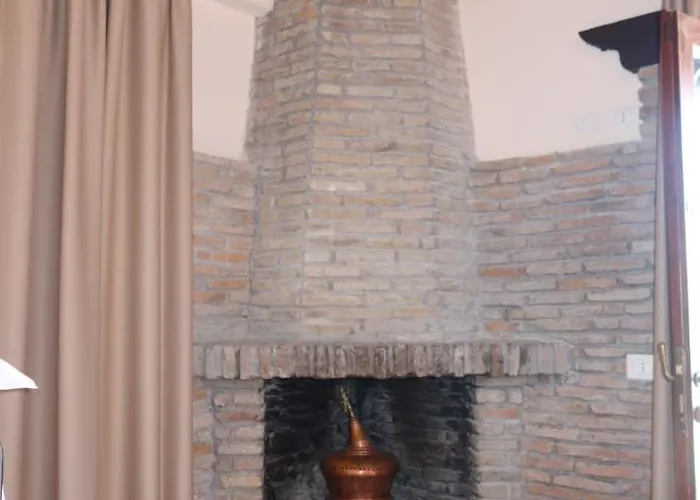 La Corte Dei Sabatini *